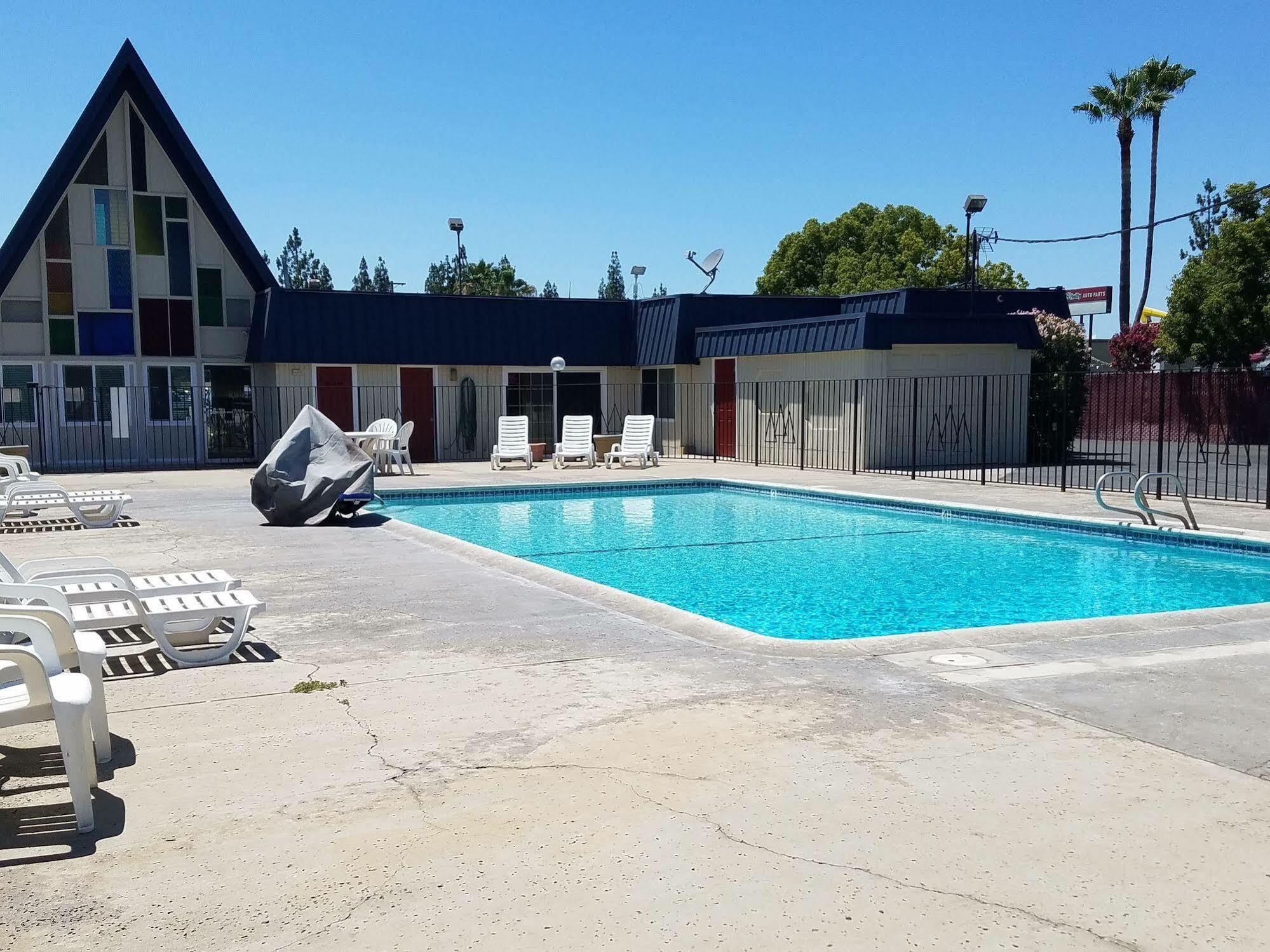 Economy Inn Fresno Exterior photo